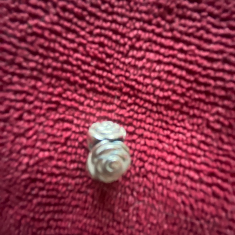 Pandora charm flower